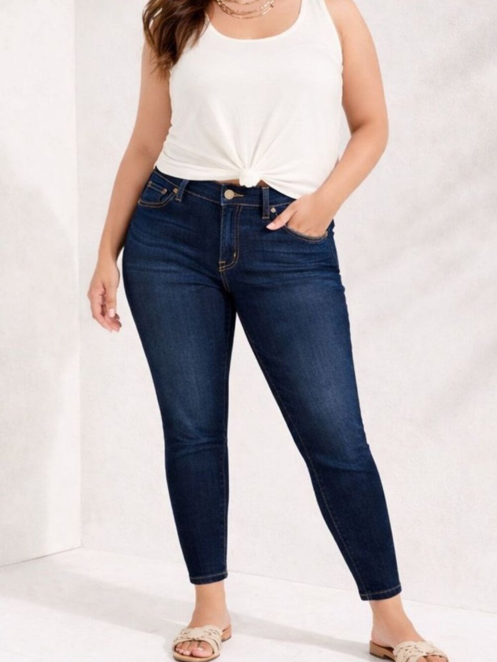 7 For All Mankind 7FAM Womens Jeans The Slim Cigarette Dark Wash Stretch Size 27
